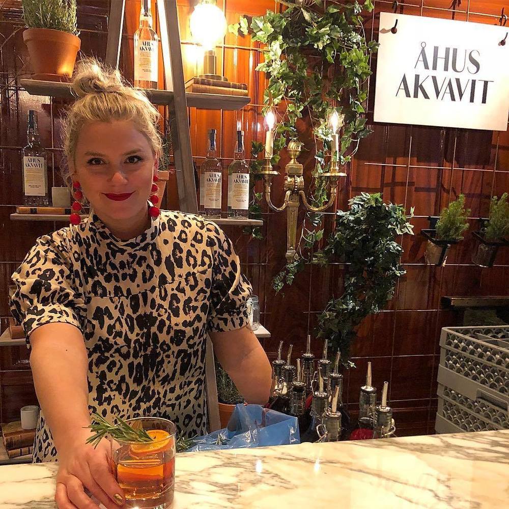 Meet your Posher, Malina